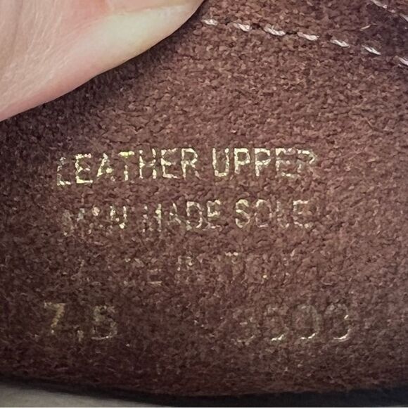 Avellini Sandal Women Sz 7.5 Made in Italy 🇮🇹 Brown Suede Gold Buckle - Picture 5 of 16